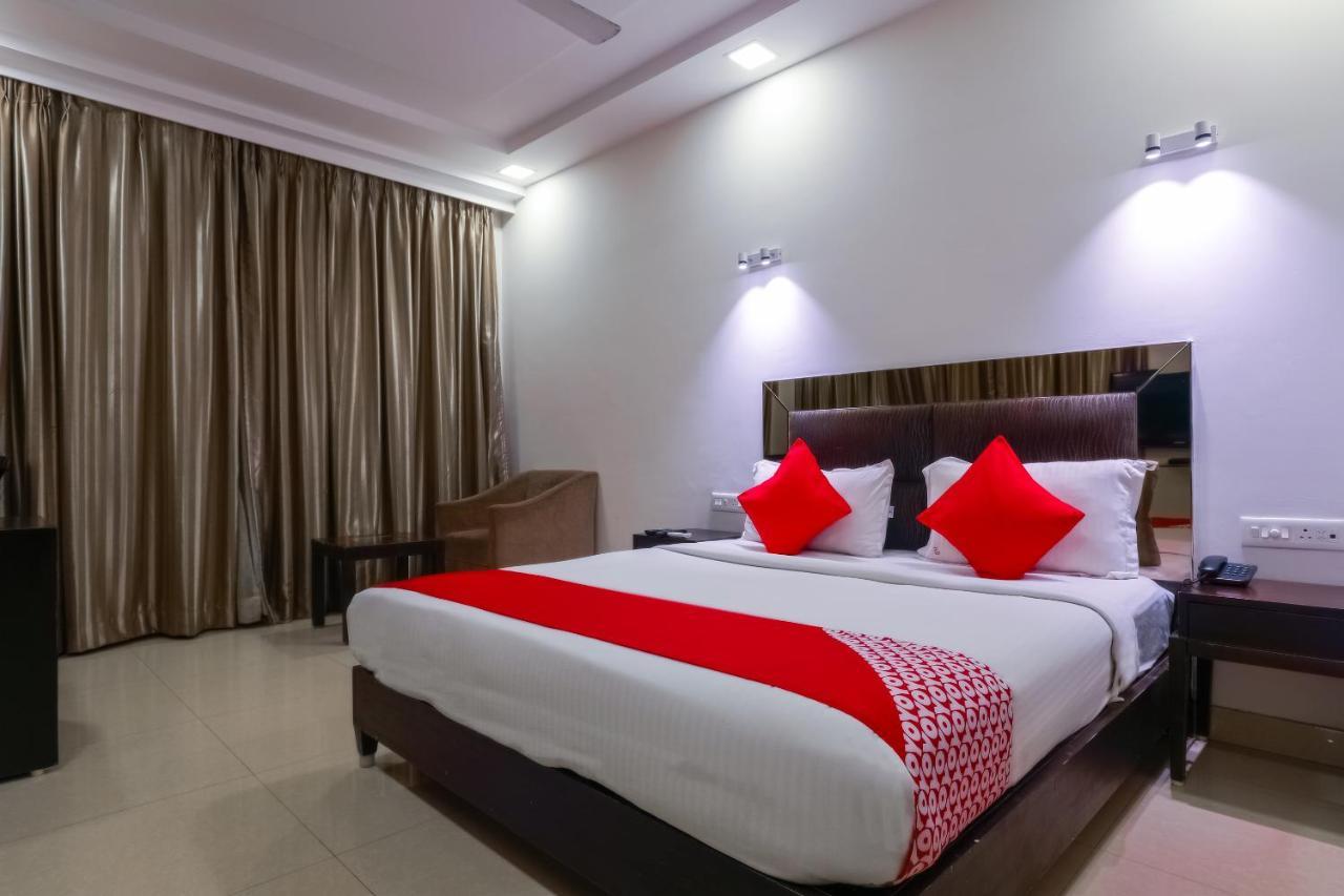 Hotel Supreme Visakhapatnam Exterior foto